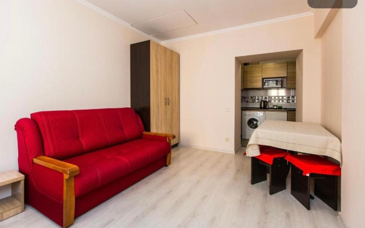 Apartment On Staroyevreyska 26 리비프 외부 사진