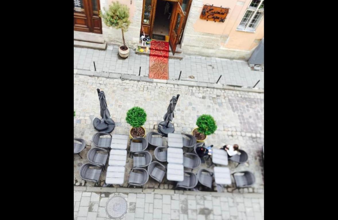 Apartment On Staroyevreyska 26 리비프 외부 사진